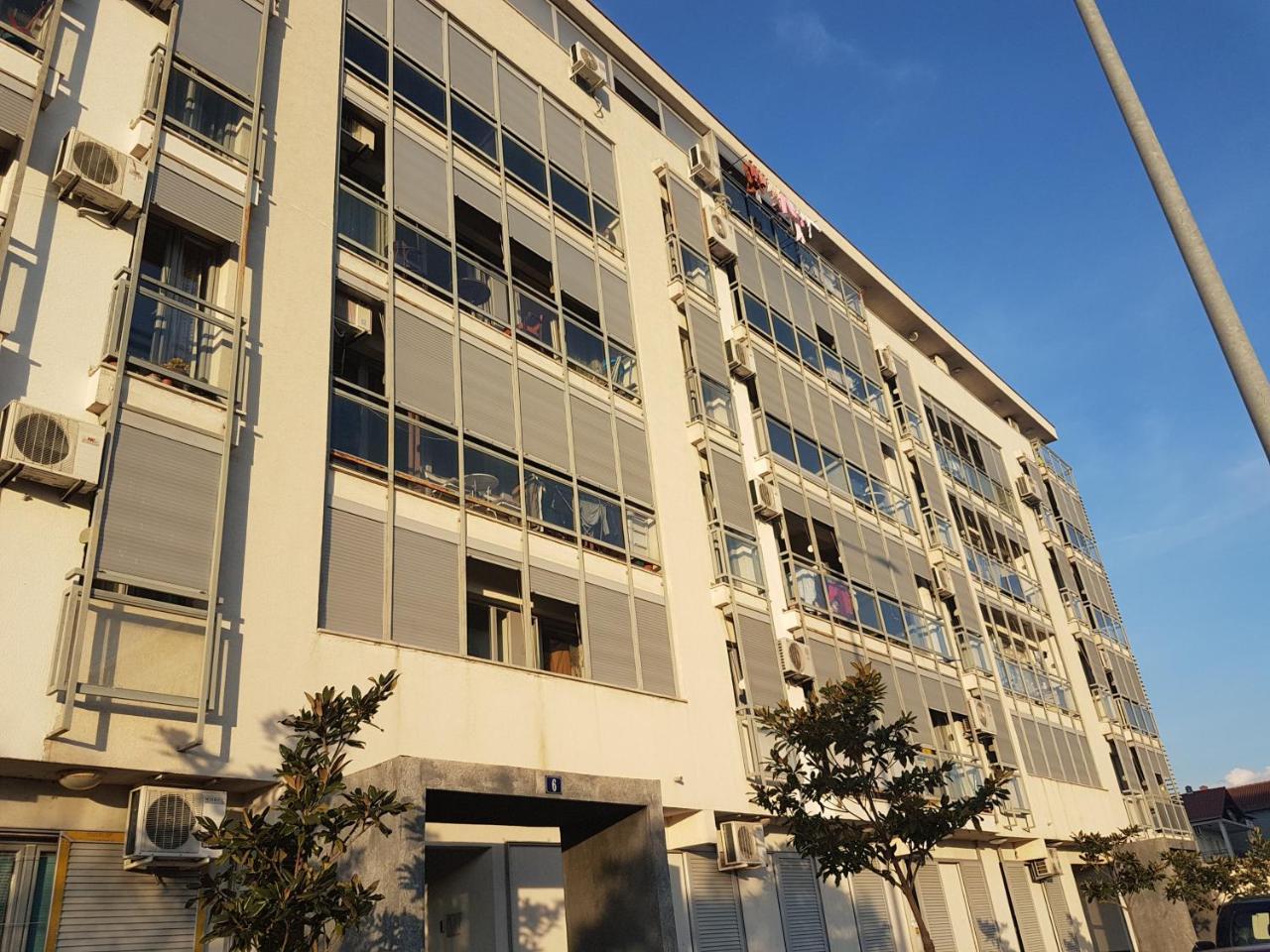 Delta Apartment Podgorica Ngoại thất bức ảnh